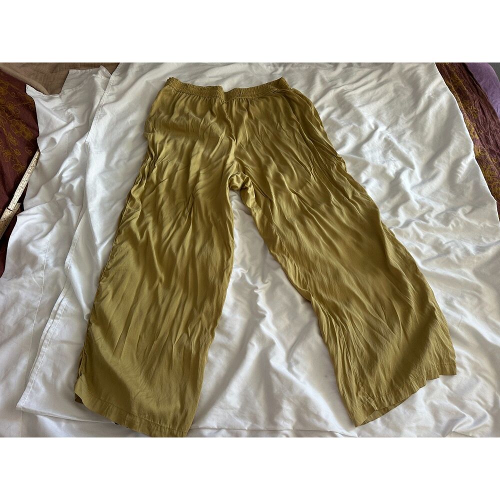 SKIMS Silk Pull On Pants Women’s 2X Wide Leg Elastic Waist Golden Olive - Picture 4 of 9